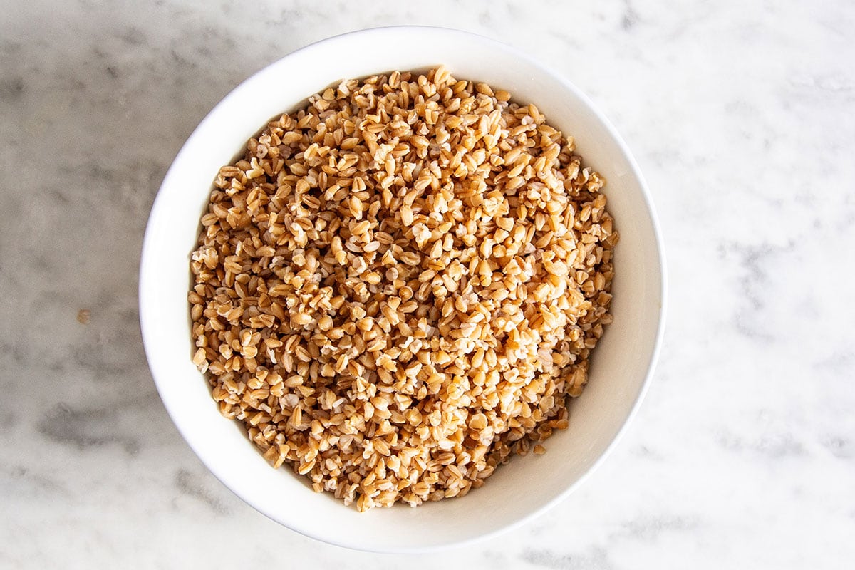Cooked farro in a bowl.