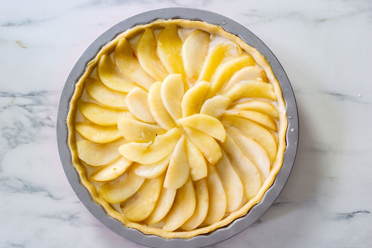 The pear ricotta crostata before baking.