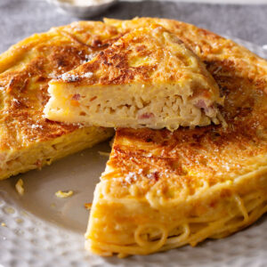 Frittata di spaghetti recipe.
