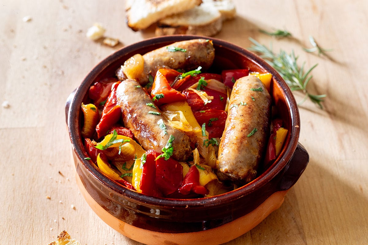 Peperoni e salsicce, aka peppers and sausages.