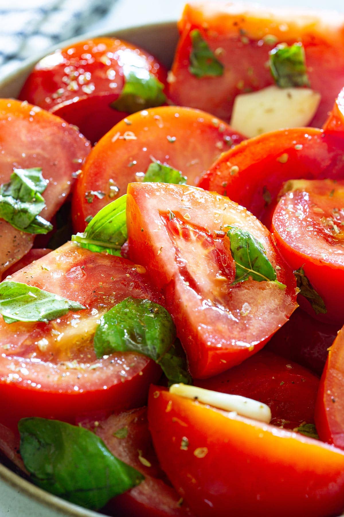 Close-up of insalata di pomodori.