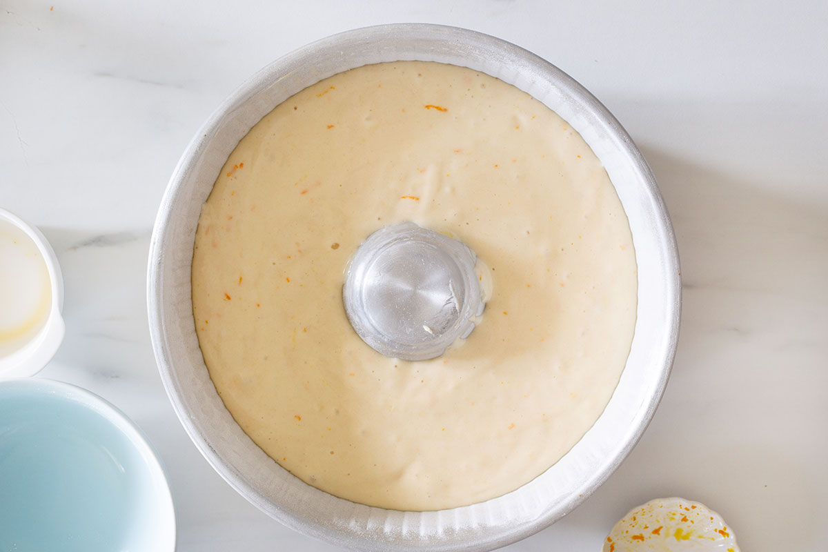 The batter in the ciambella pan, ready to bake.